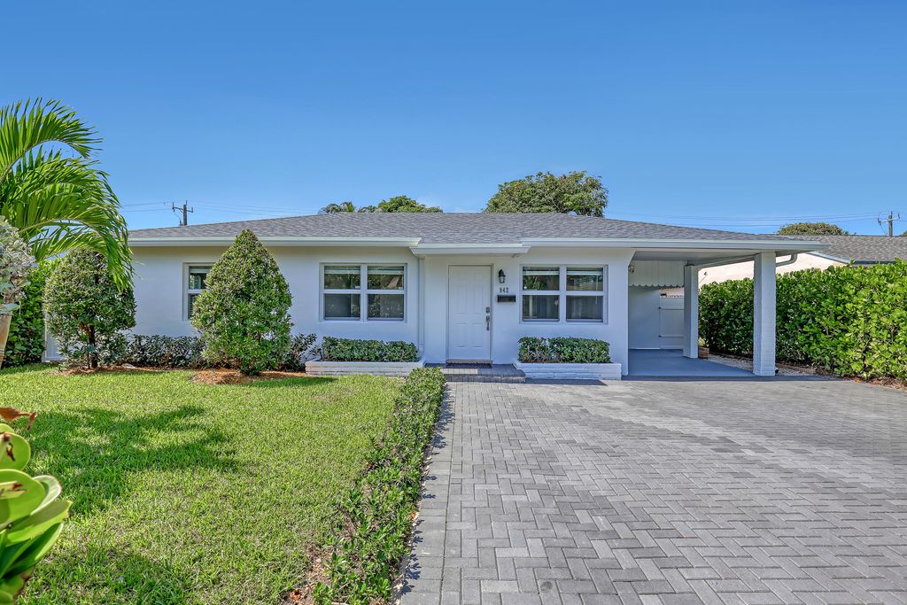 Photo of 942 Macy Street, West Palm Beach, FL 33405 (MLS # R11109434)