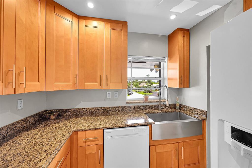 Cypress Anchorage Condo - Residential Lease