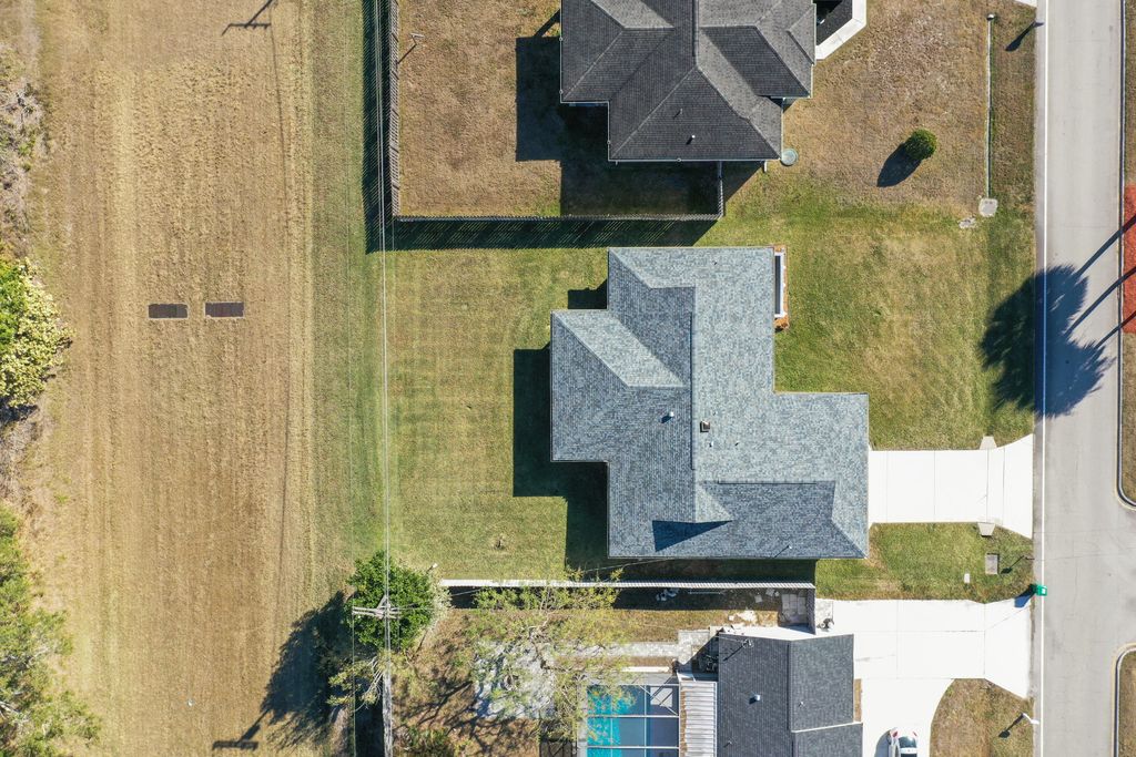 Photo of 121 SE Lakehurst Drive, Port Saint Lucie, FL 34983 (MLS # R11160212)