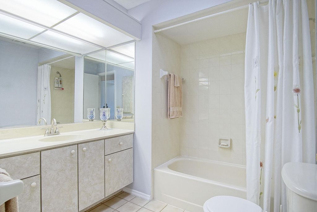 Photo of 121 SE Lakehurst Drive, Port Saint Lucie, FL 34983 (MLS # R11160212)