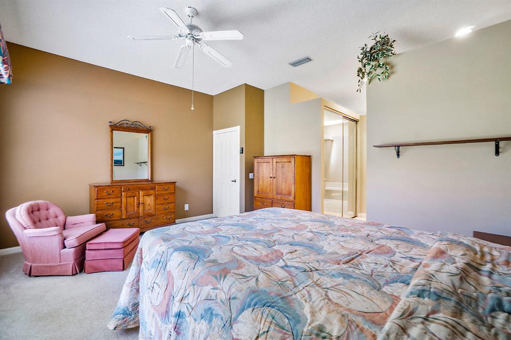 HAMPTONS AT MAPLEWOOD - Residential