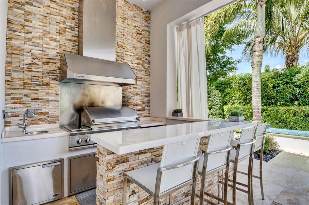 HAMPTONS - Residential