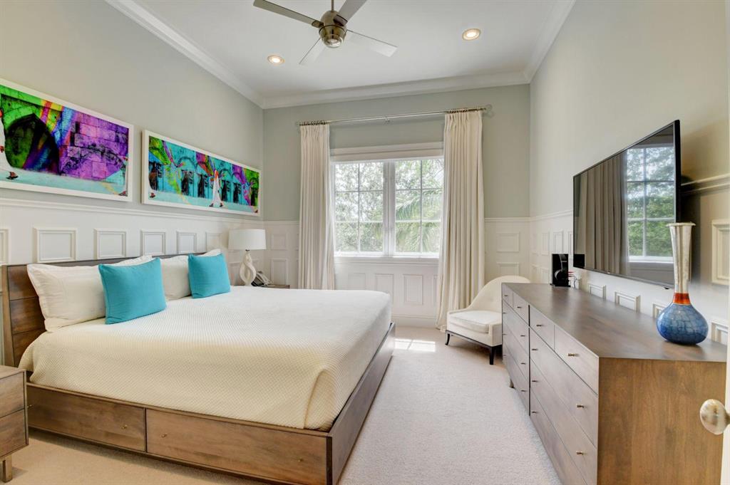 HAMPTONS - Residential