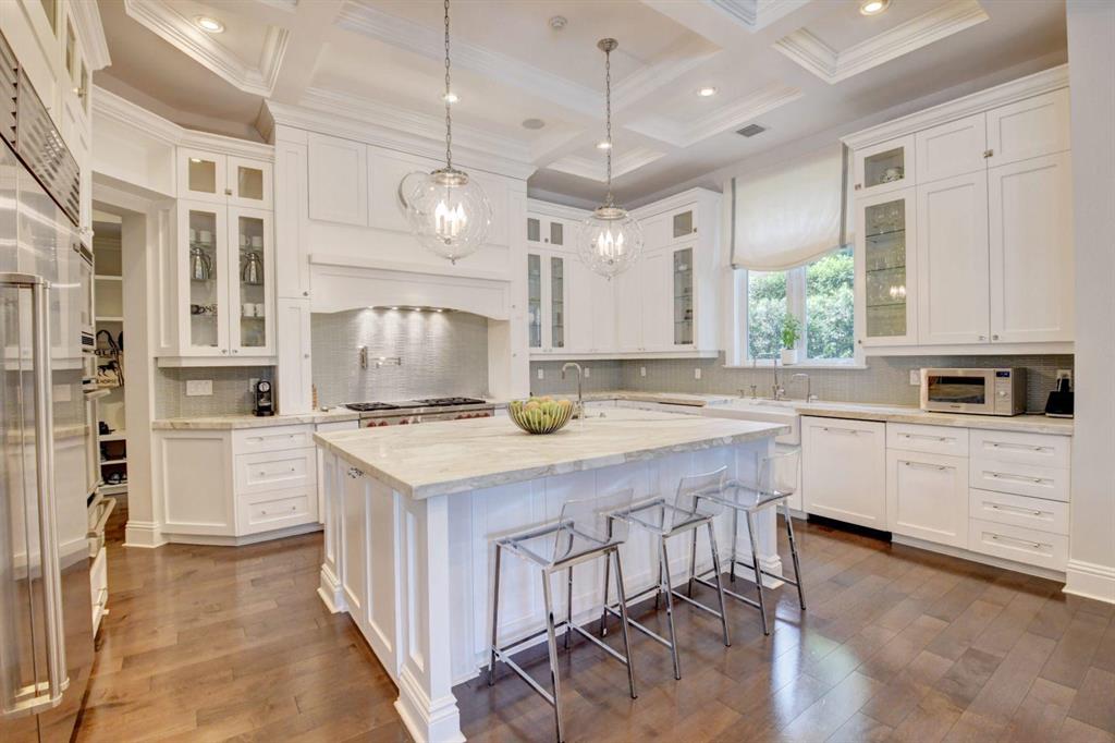 HAMPTONS - Residential