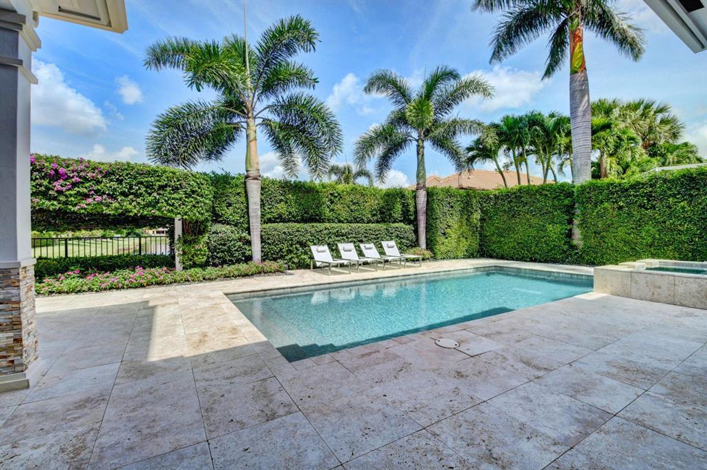 HAMPTONS - Residential