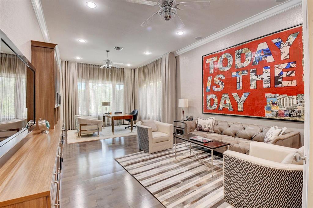 HAMPTONS - Residential