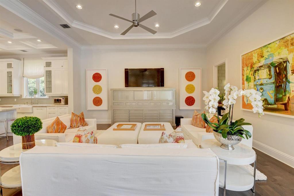 HAMPTONS - Residential