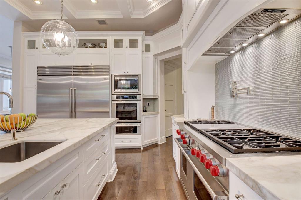 HAMPTONS - Residential