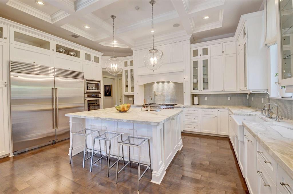 HAMPTONS - Residential