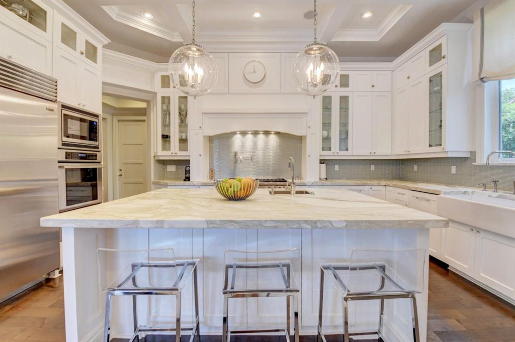 HAMPTONS - Residential