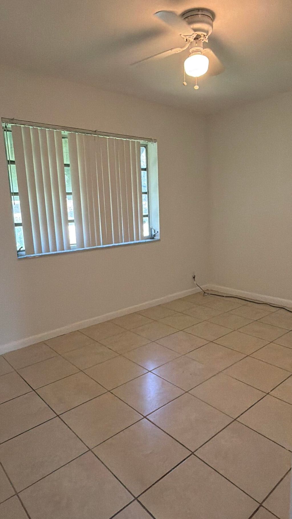 Photo of 413 SW 24th Avenue, Fort Lauderdale, FL 33312 (MLS # B26030299)