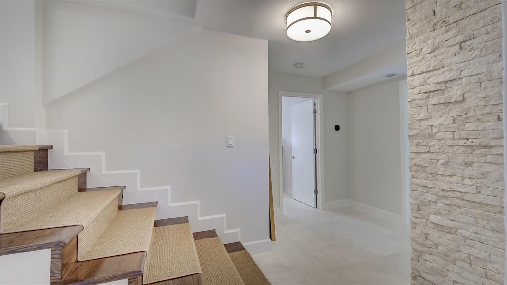 BAY POINT - Residential