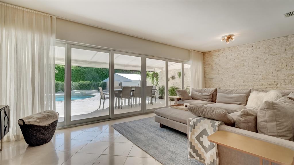 BAY POINT - Residential