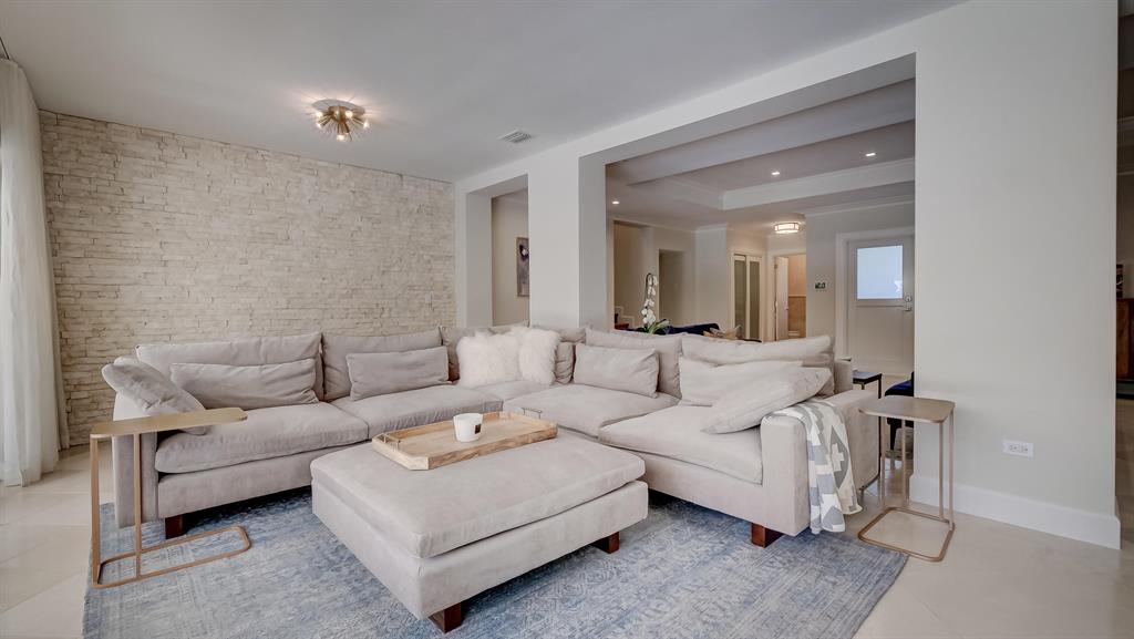 BAY POINT - Residential