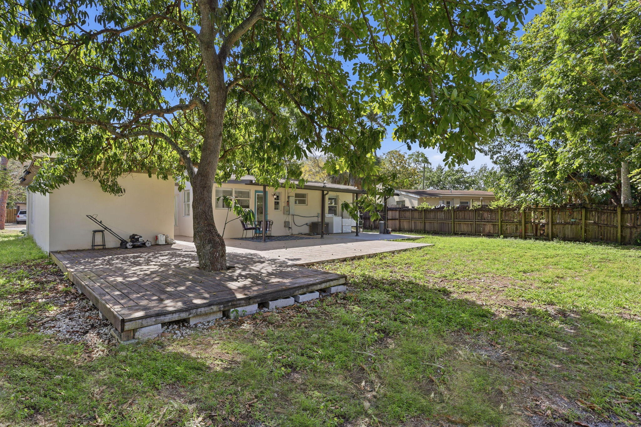 WOODLAND PARK AMD PLAT - Residential