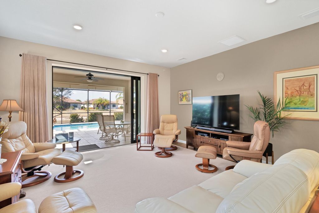 Photo of 5021 Monroe Circle, Vero Beach, FL 32967 (MLS # R11164735)