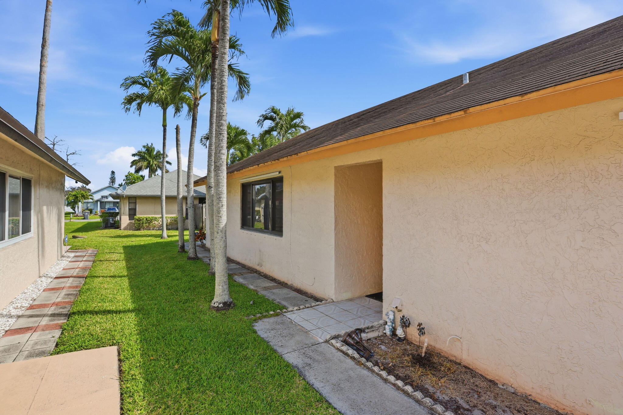 SUMMIT PINES - Residential