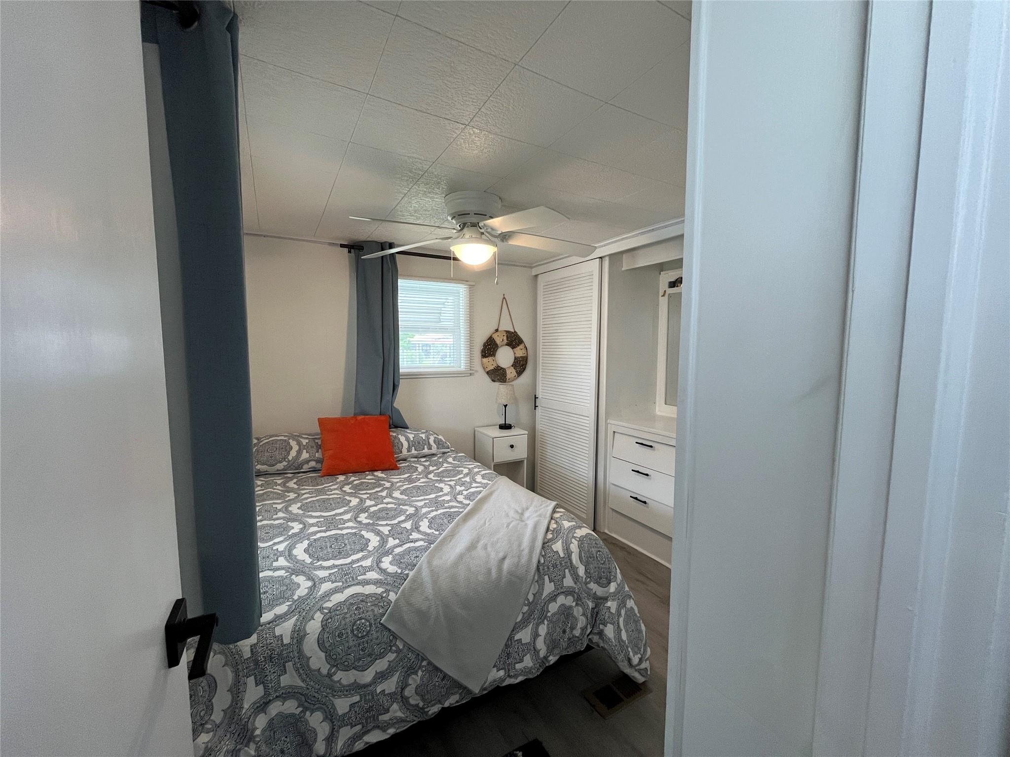 Park City Sec Two 56-25 B - Residential