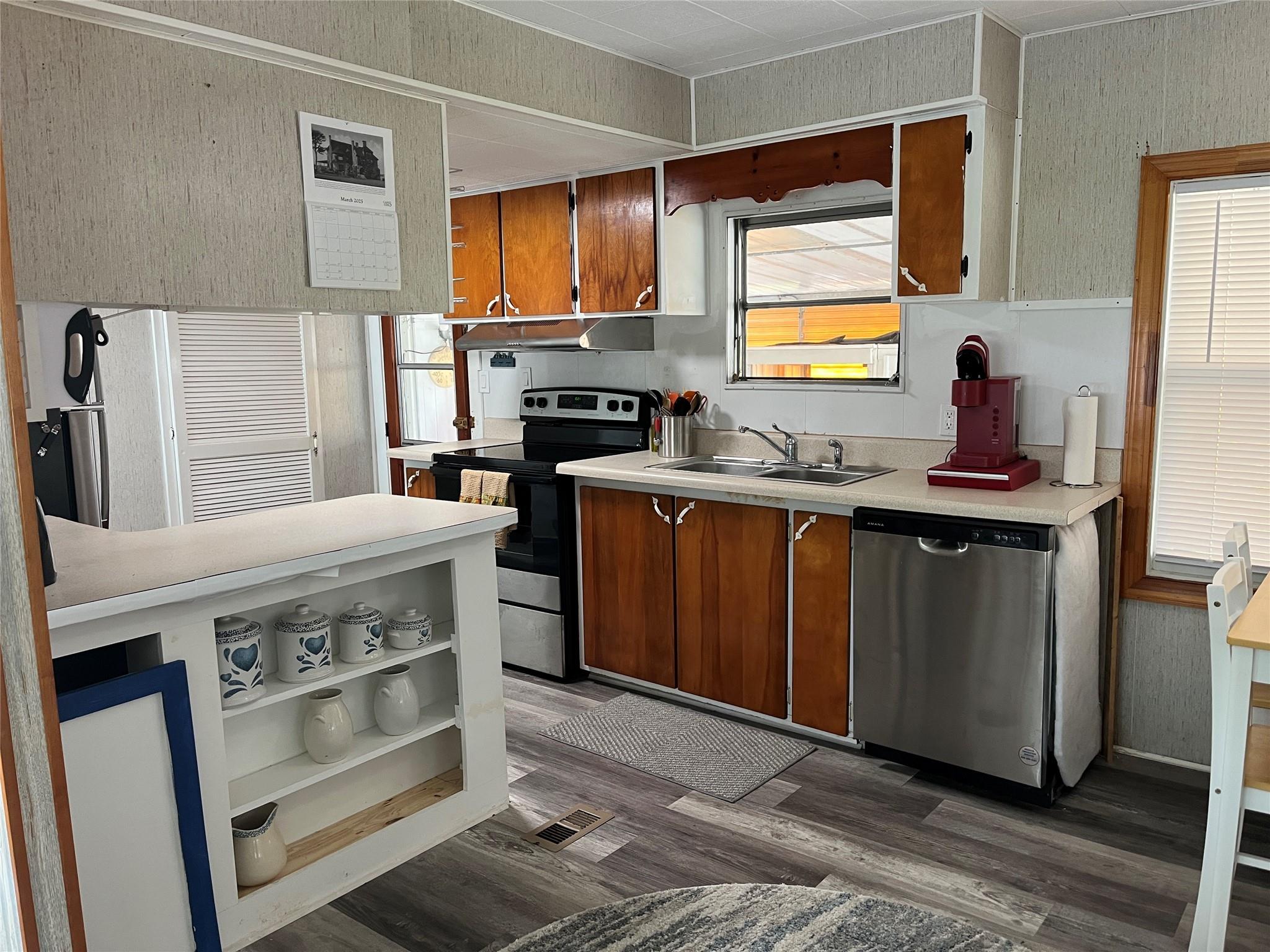 Park City Sec Two 56-25 B - Residential