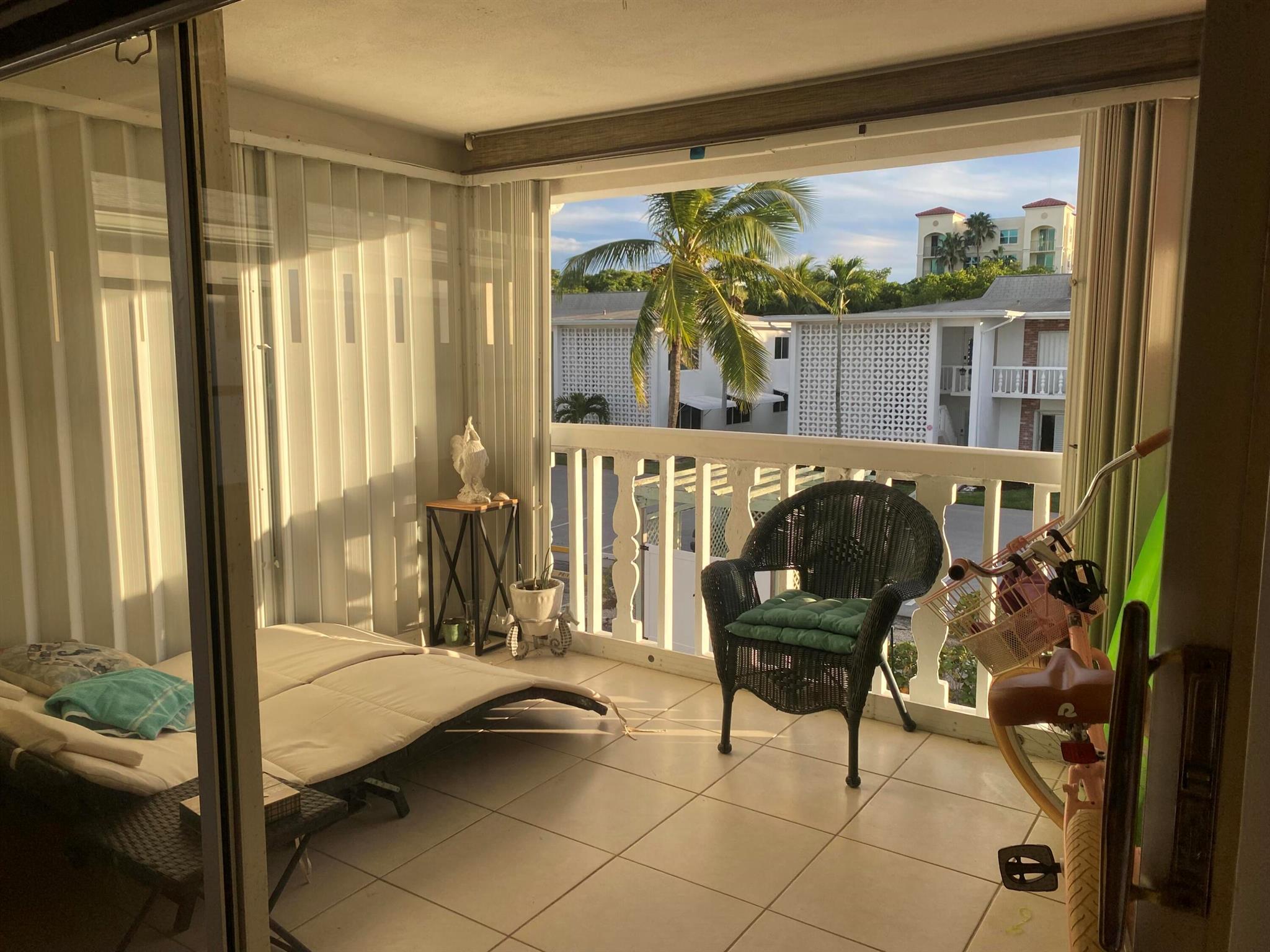 PALM BEACH VILLAS CONDO - Residential