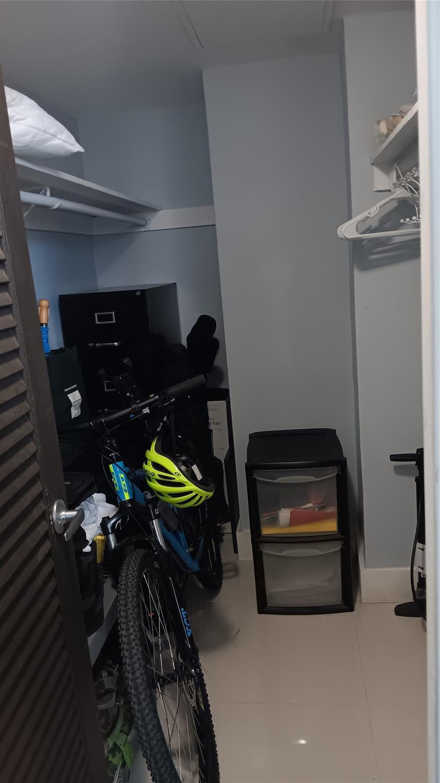 RESIDENCES ON HOLLYWOOD BEACH - Residential