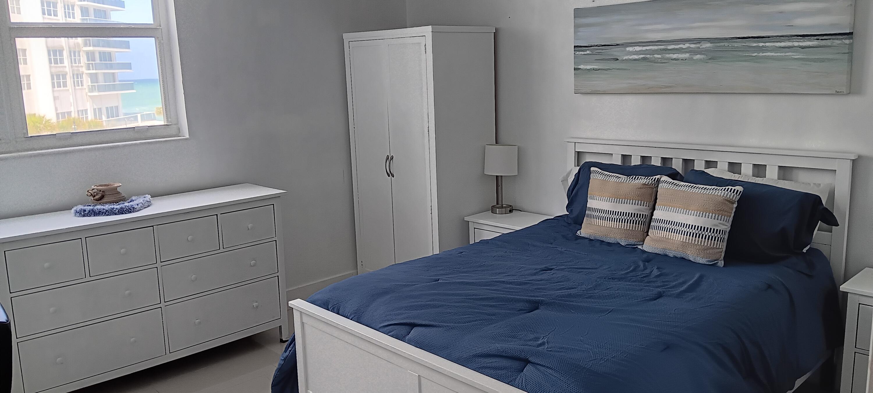 RESIDENCES ON HOLLYWOOD BEACH - Residential