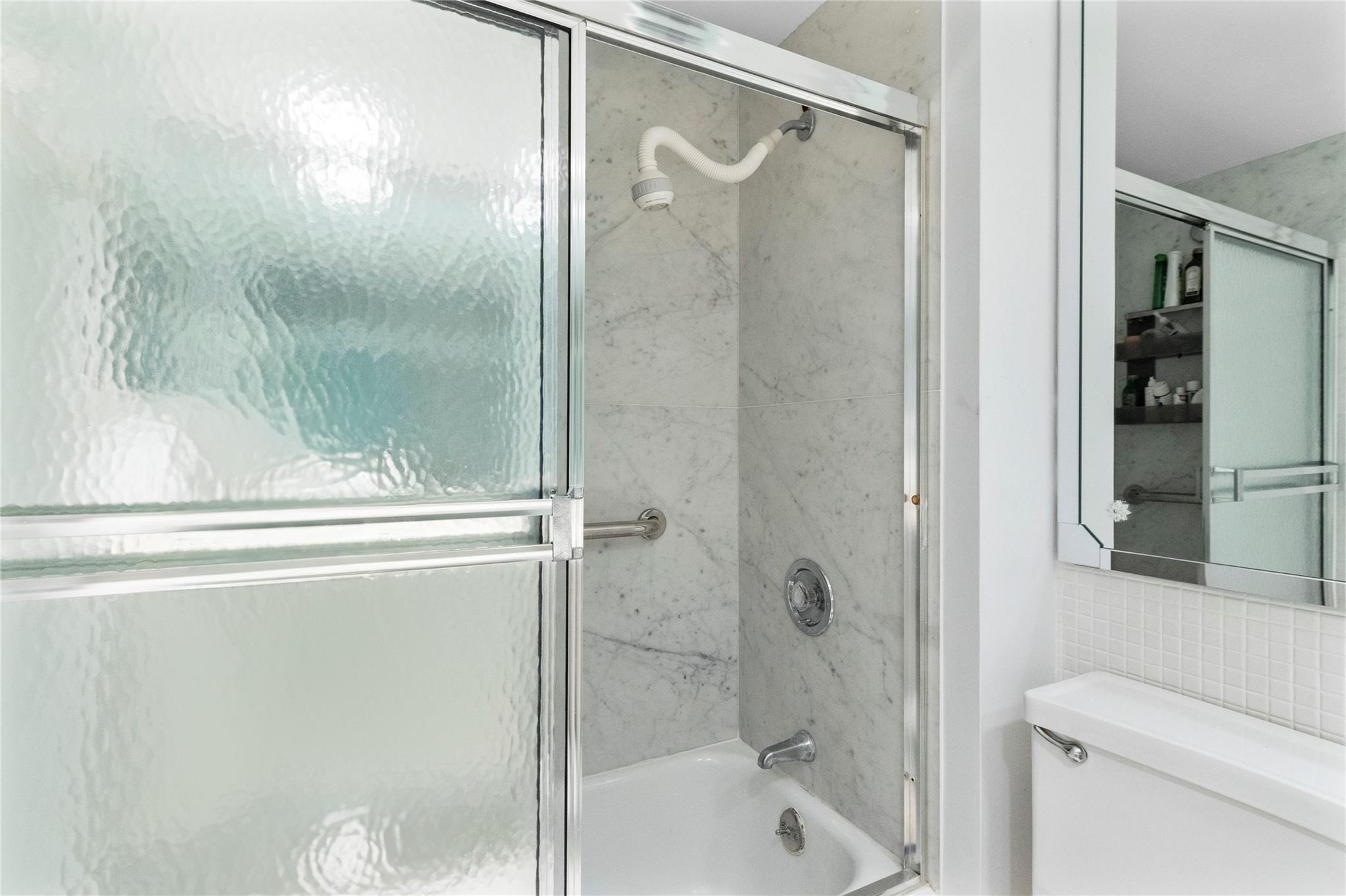 OCEAN SUMMIT CONDO - Residential Lease