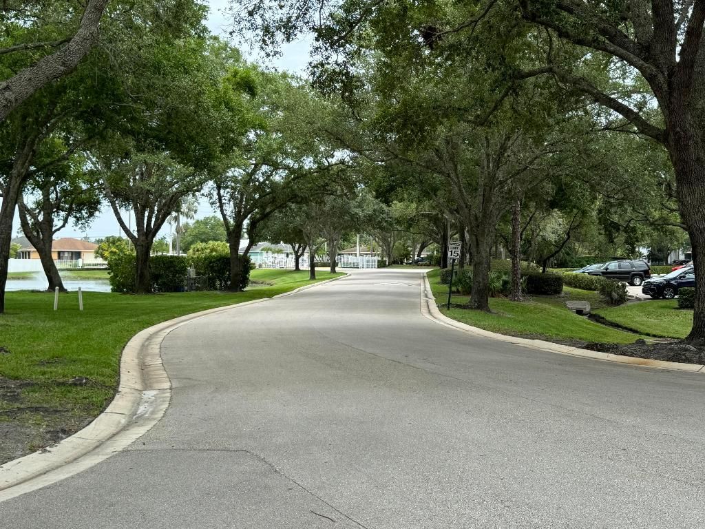 Photo of 2500 SE Anchorage Cv #B-3, Port Saint Lucie, FL 34952 (MLS # R10996797)