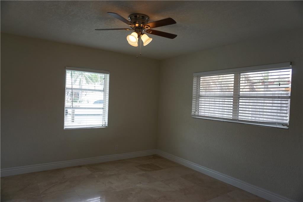 POMPANO ISLES SEC B 31-8 - Residential Lease