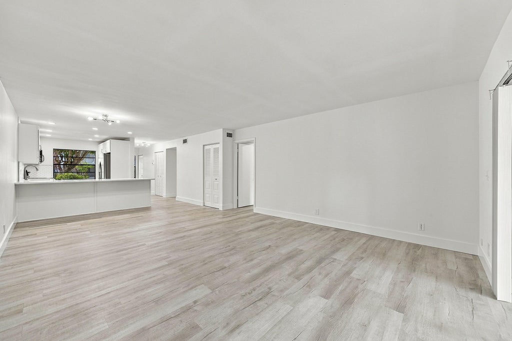 Photo of 21364 Cypress Hammock Drive #1G, Boca Raton, FL 33428 (MLS # B26087202)