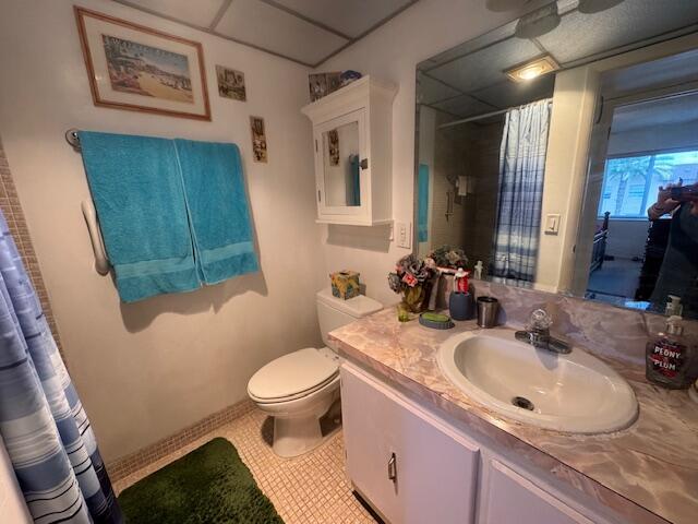 KINGS POINT BURGUNDY CONDOS - Residential