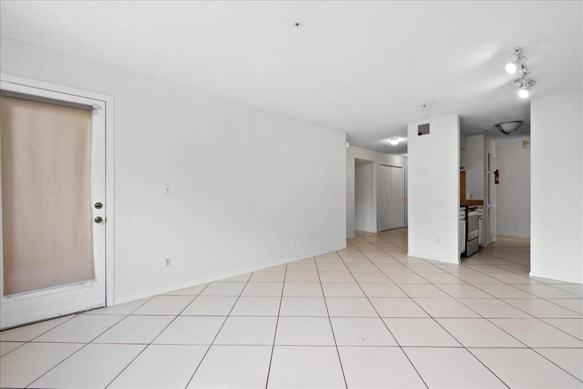 BOYNTON LANDINGS - Residential