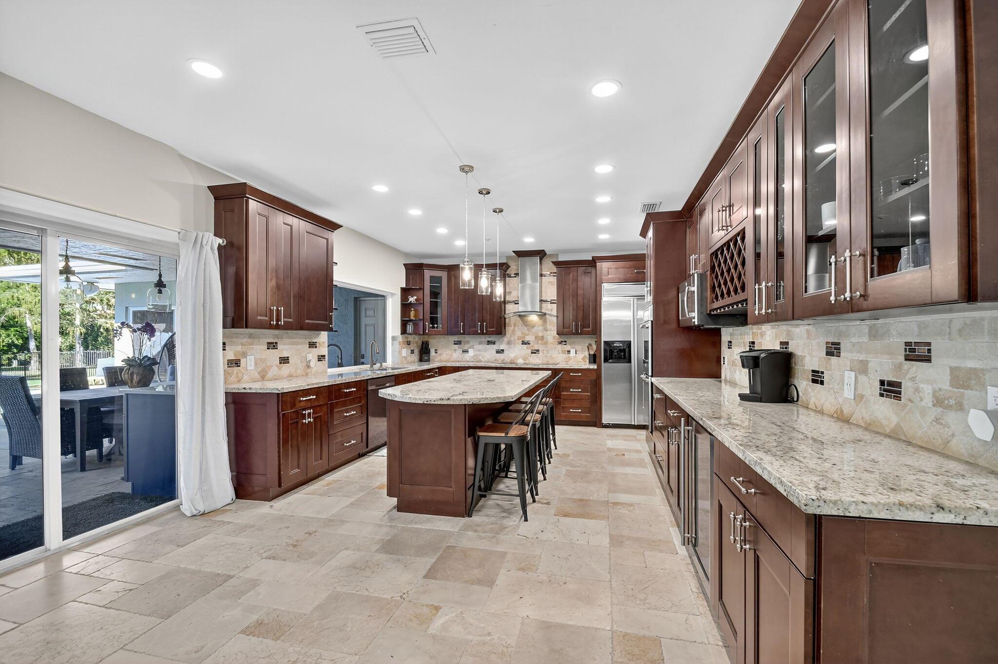 PINEWOOD OF WELLINGTON - Residential Lease