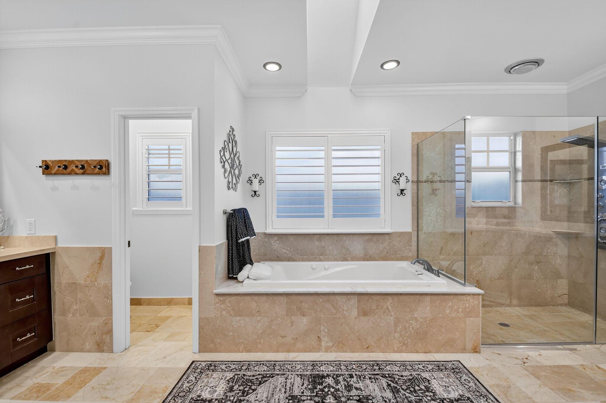 PINEWOOD OF WELLINGTON - Residential Lease