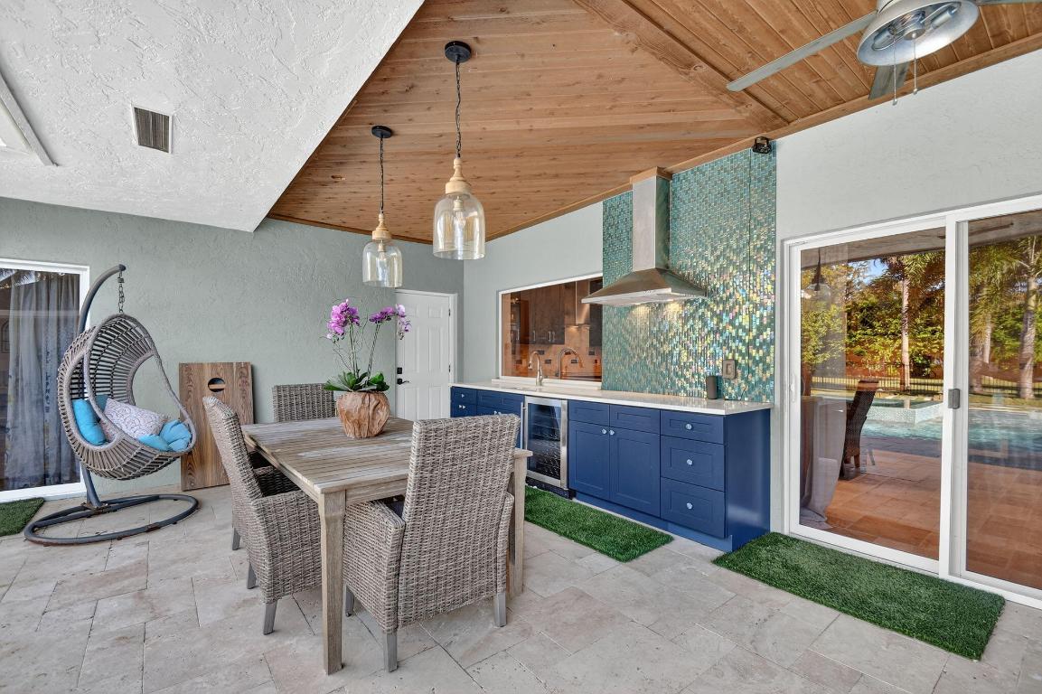 PINEWOOD OF WELLINGTON - Residential Lease