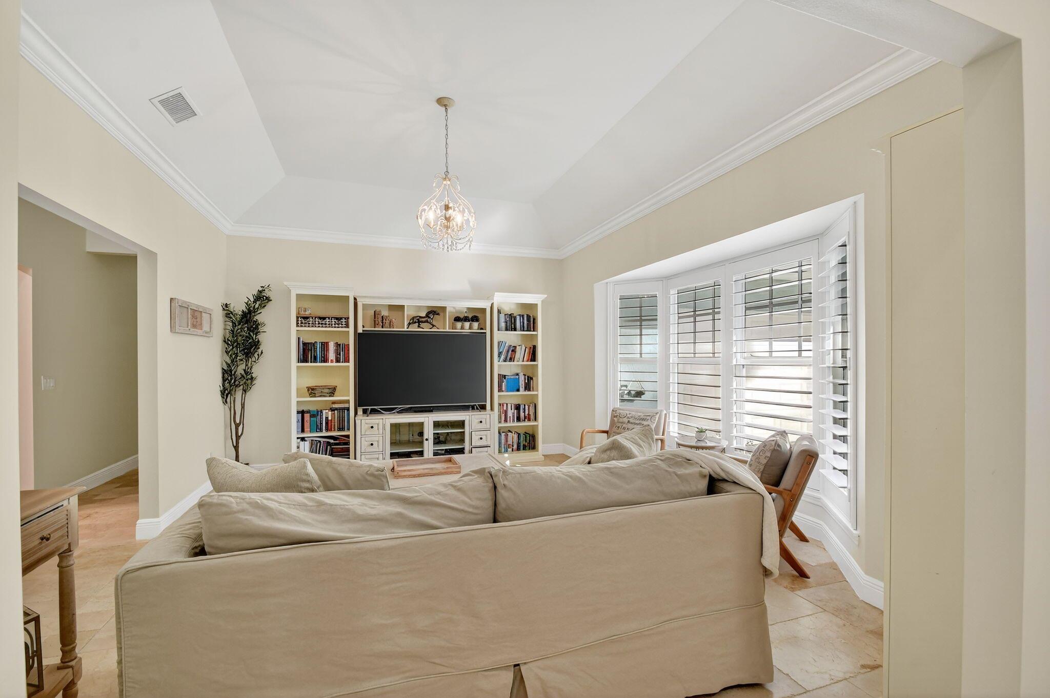 PINEWOOD OF WELLINGTON - Residential Lease