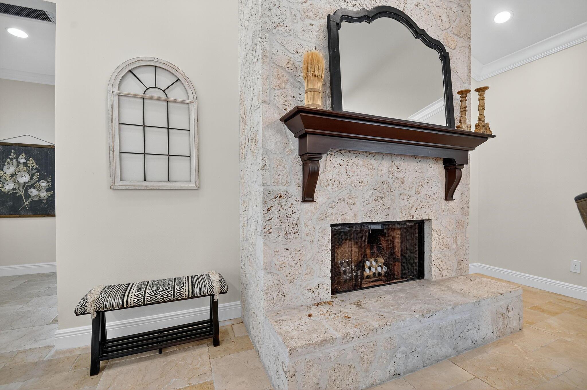 PINEWOOD OF WELLINGTON - Residential Lease