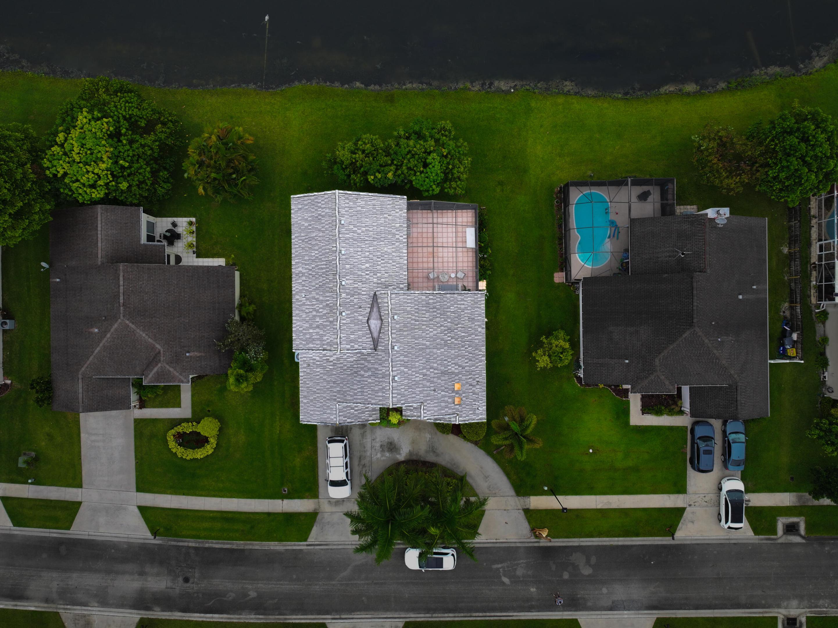 WOODS WALK 3 - Residential Lease