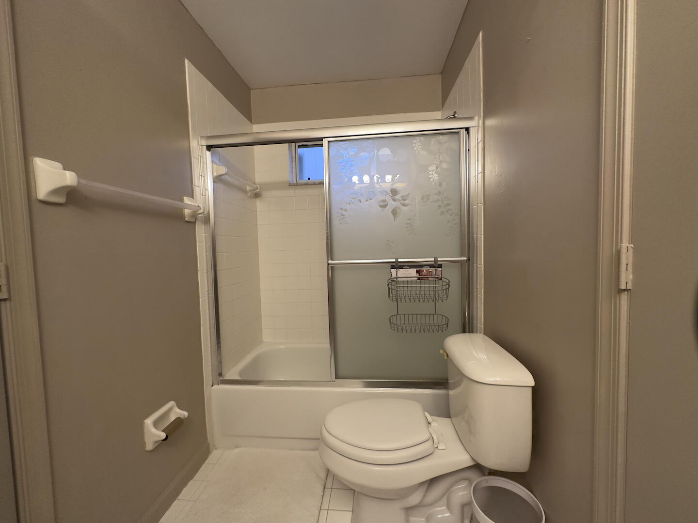 WOODS WALK 3 - Residential Lease