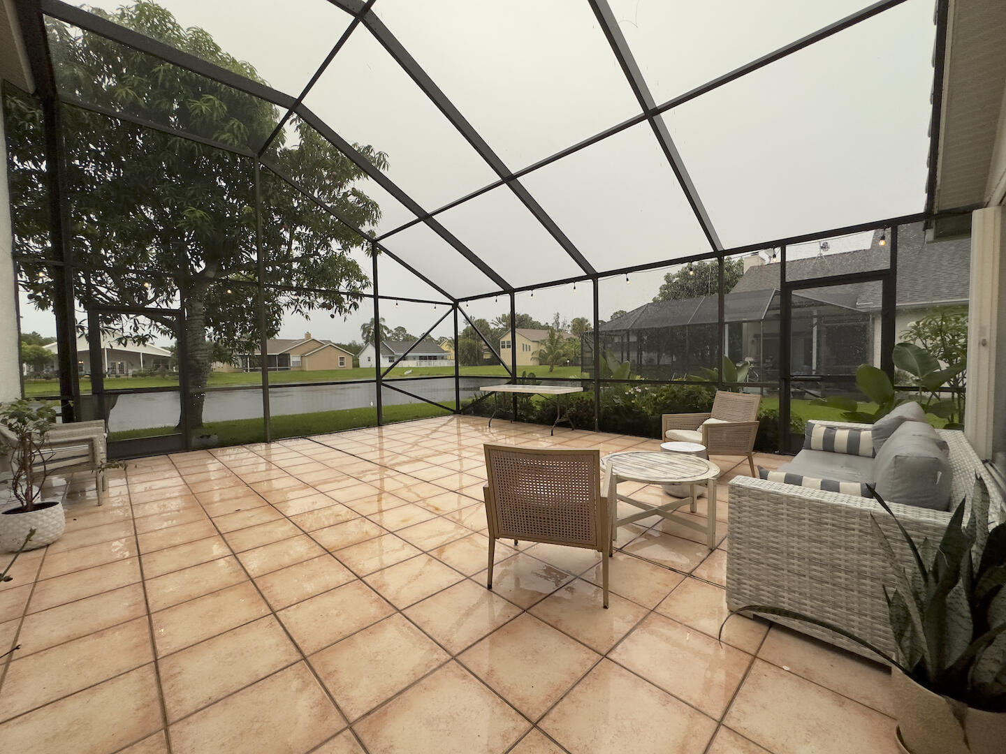 WOODS WALK 3 - Residential Lease