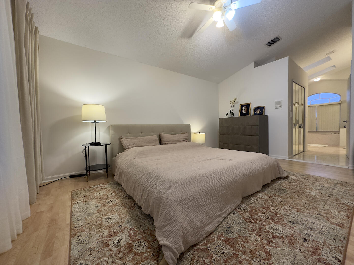 WOODS WALK 3 - Residential Lease