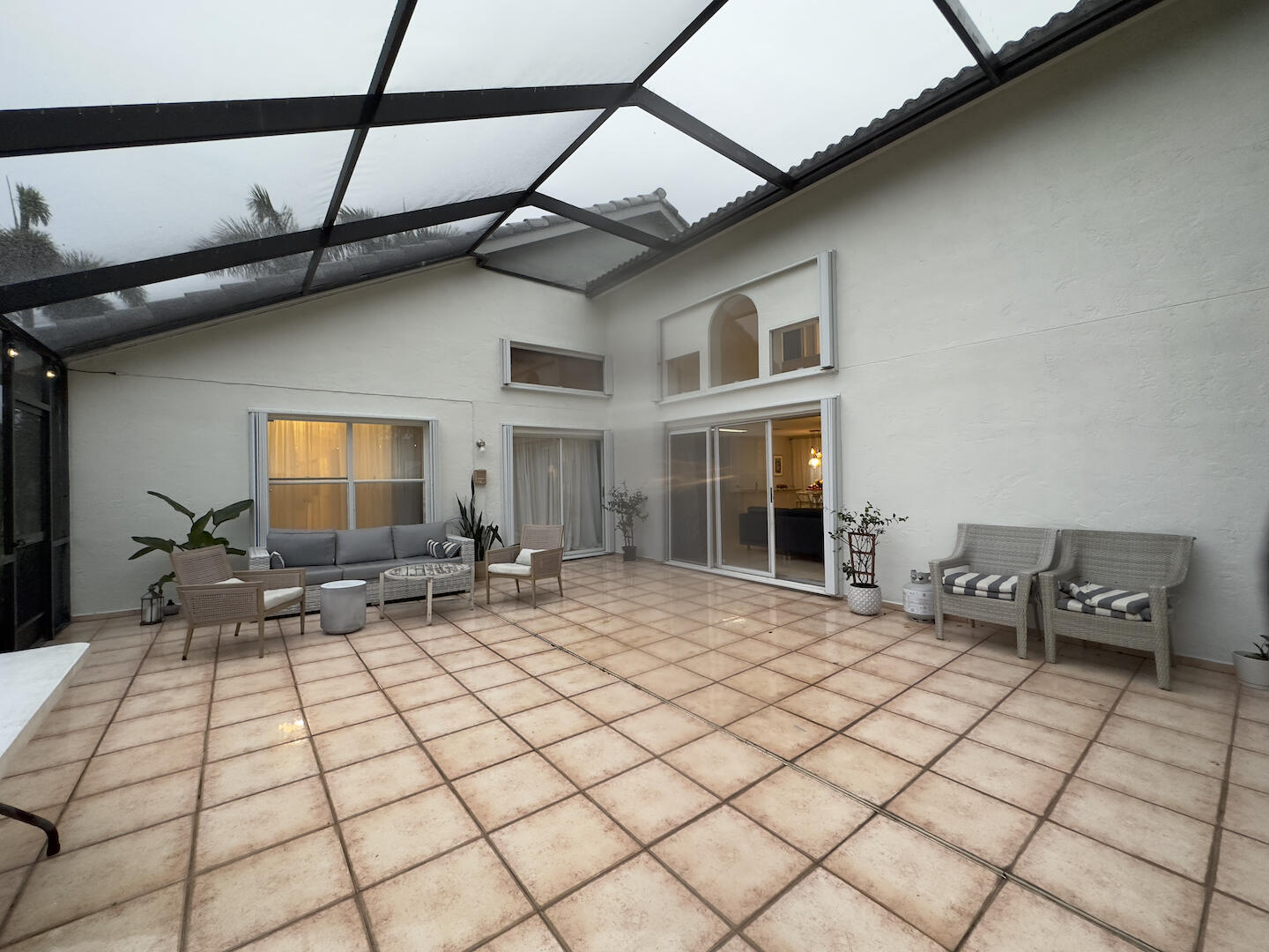 WOODS WALK 3 - Residential Lease