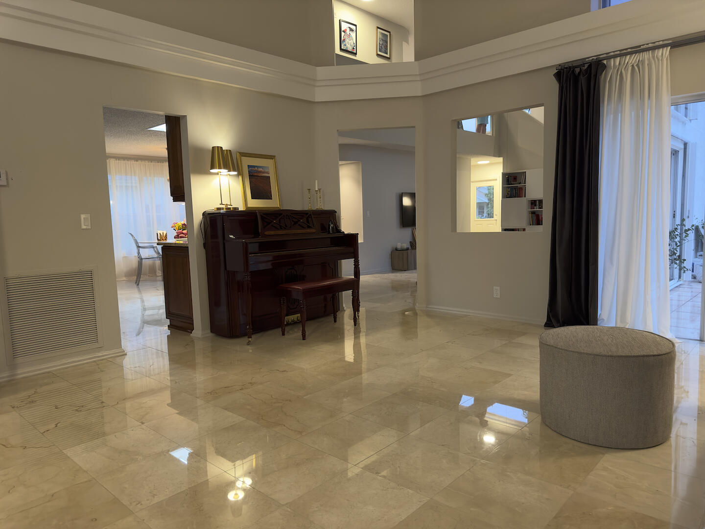 WOODS WALK 3 - Residential Lease