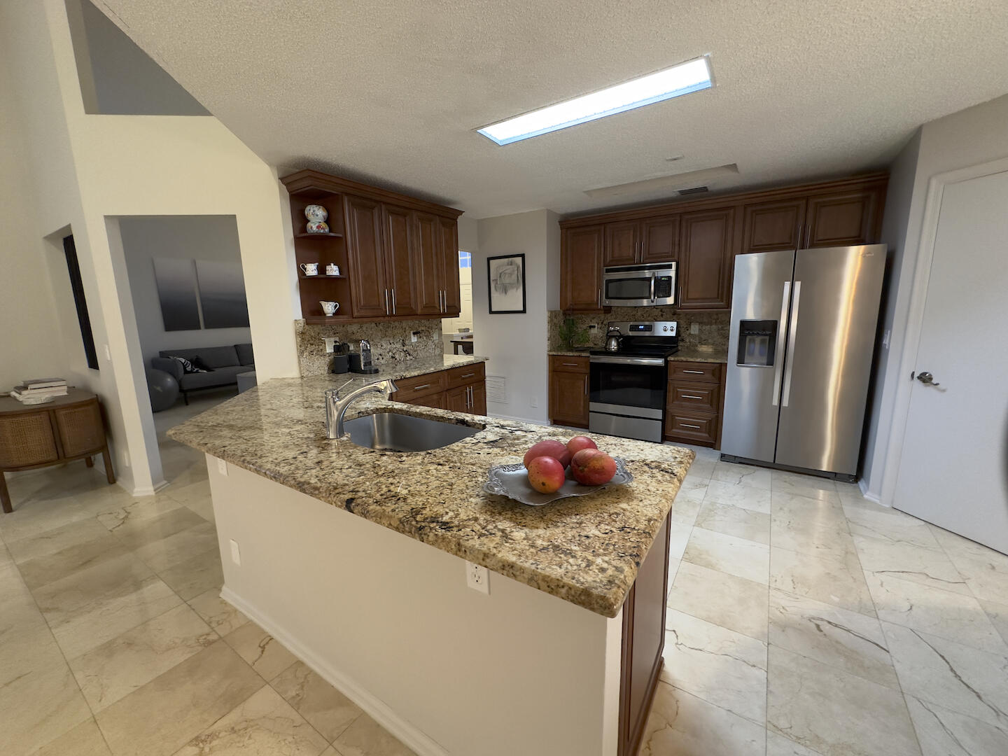 WOODS WALK 3 - Residential Lease