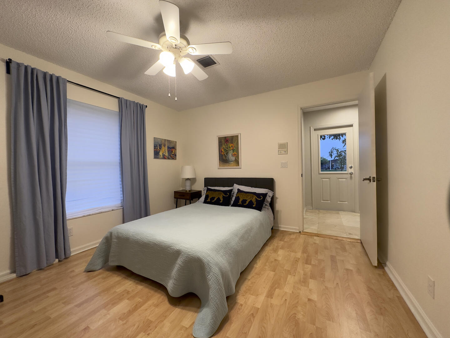 WOODS WALK 3 - Residential Lease