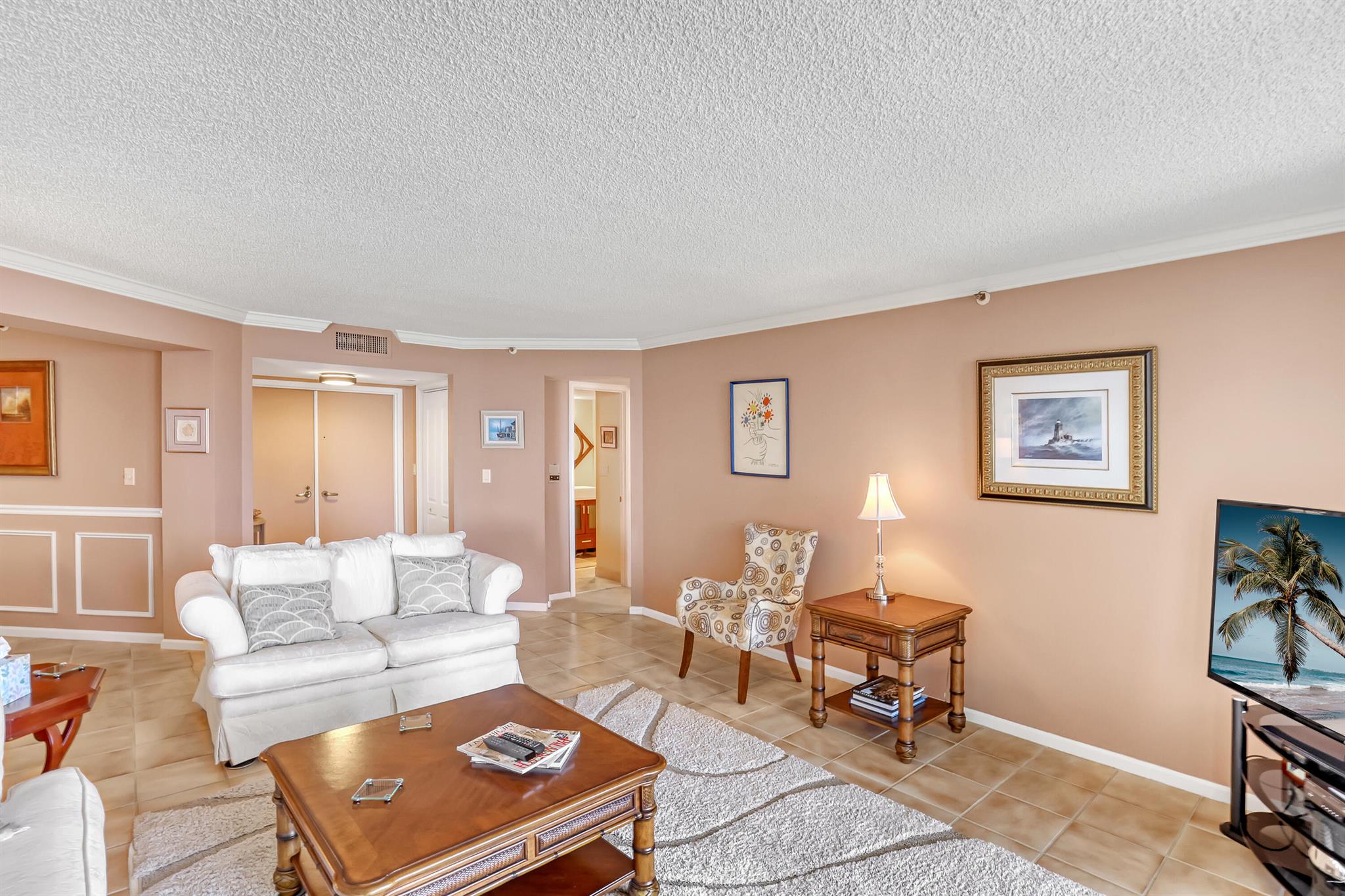 CORNICHE CONDO - Residential