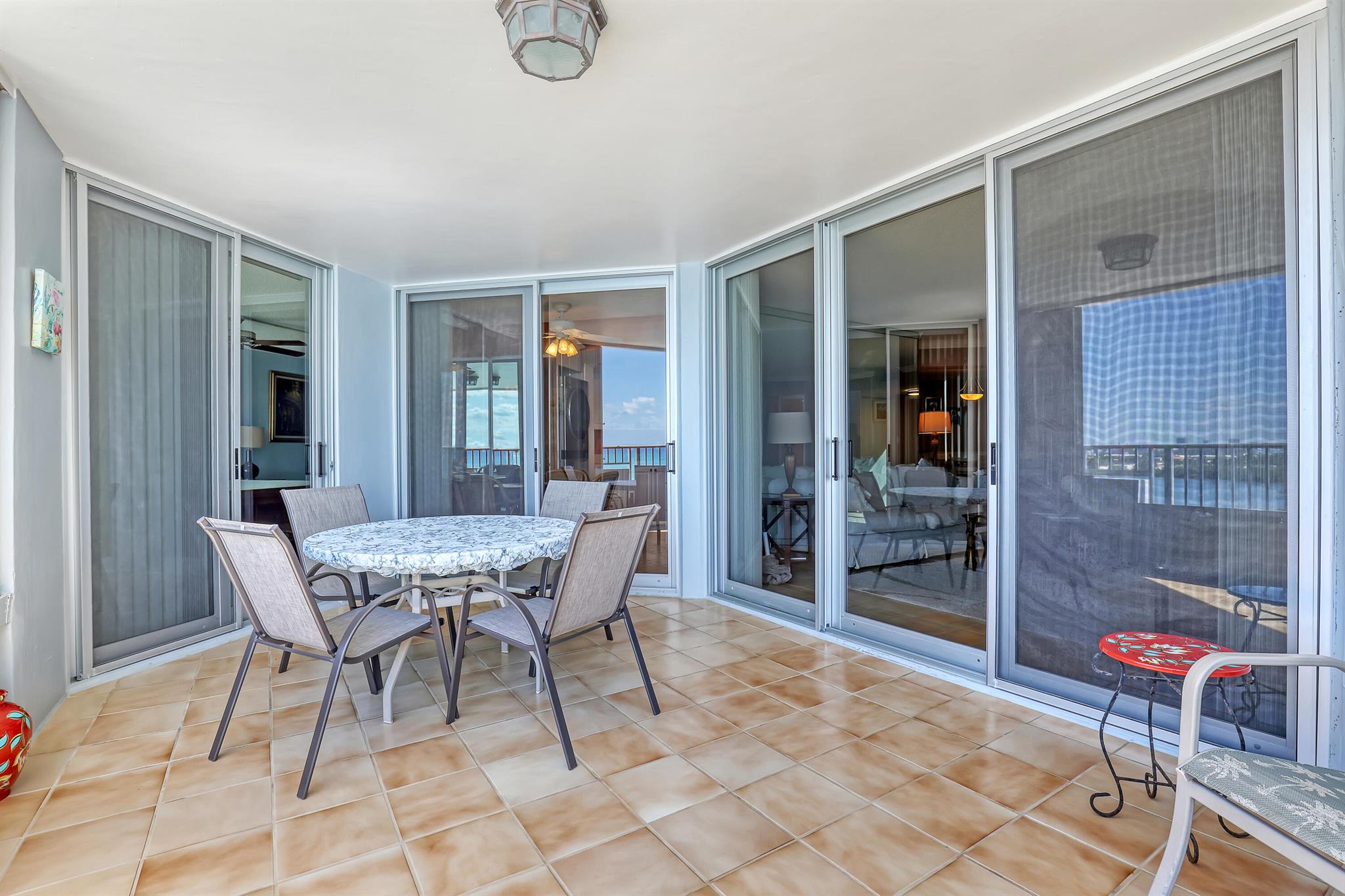 CORNICHE CONDO - Residential