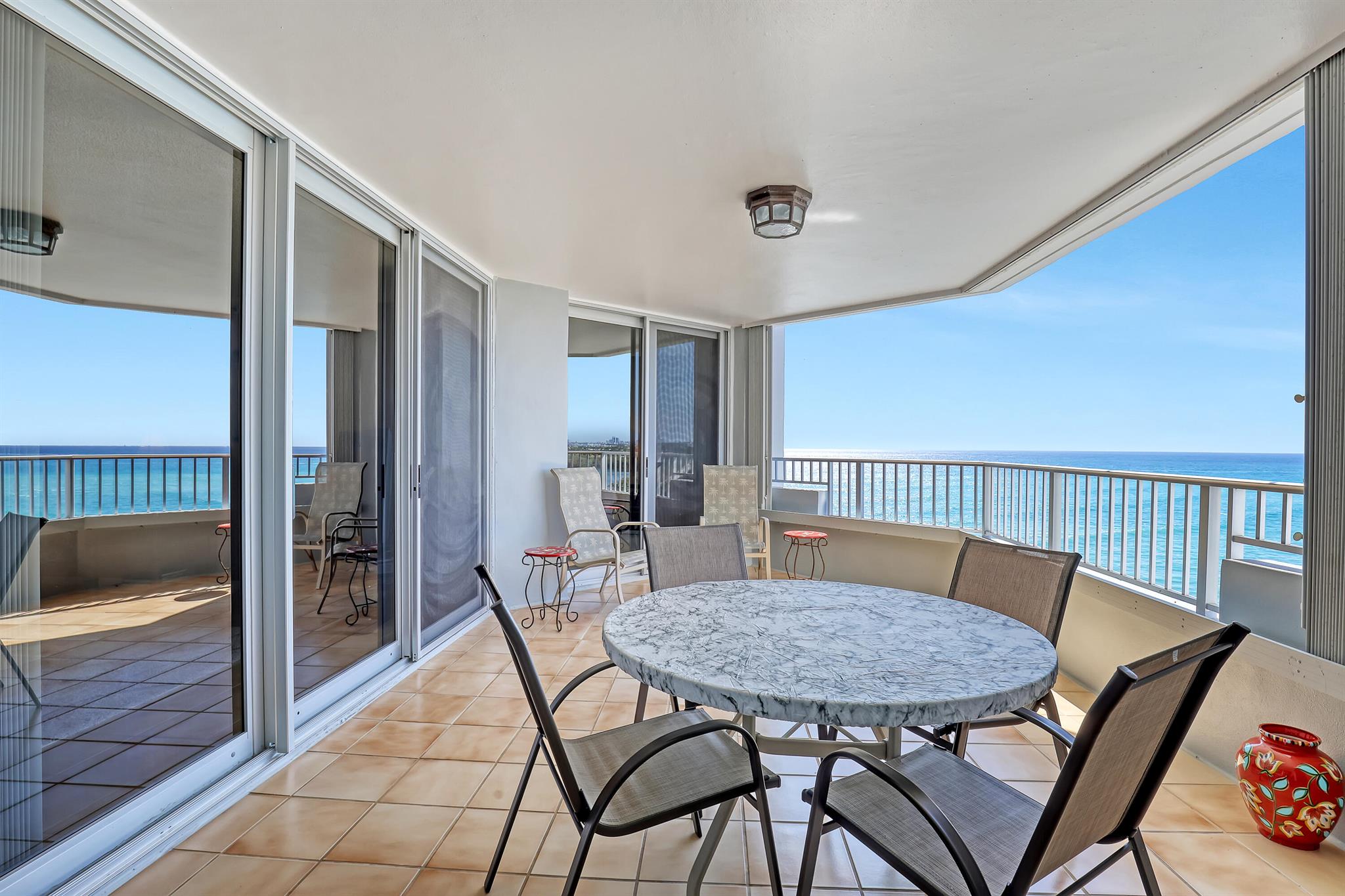 CORNICHE CONDO - Residential