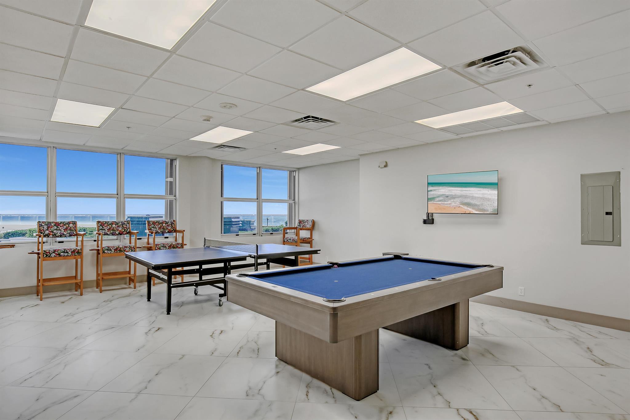 CORNICHE CONDO - Residential