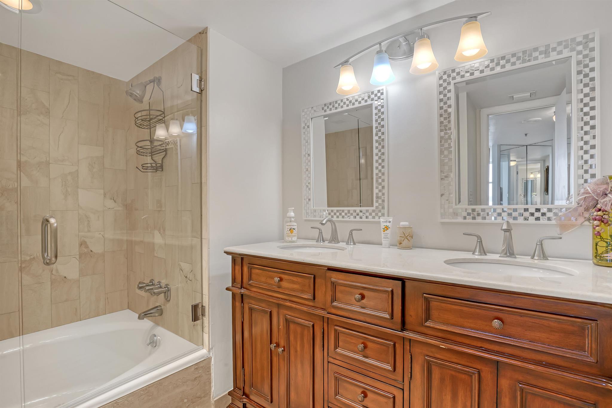 CORNICHE CONDO - Residential